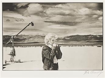 (BAILEY; GIBSON; NEWTON; MEISEL; RITTS, et alia) The Year of Tibet Portfolio II. 1928-90; printed 1990.